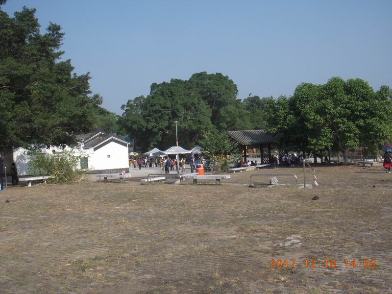 57.JPG